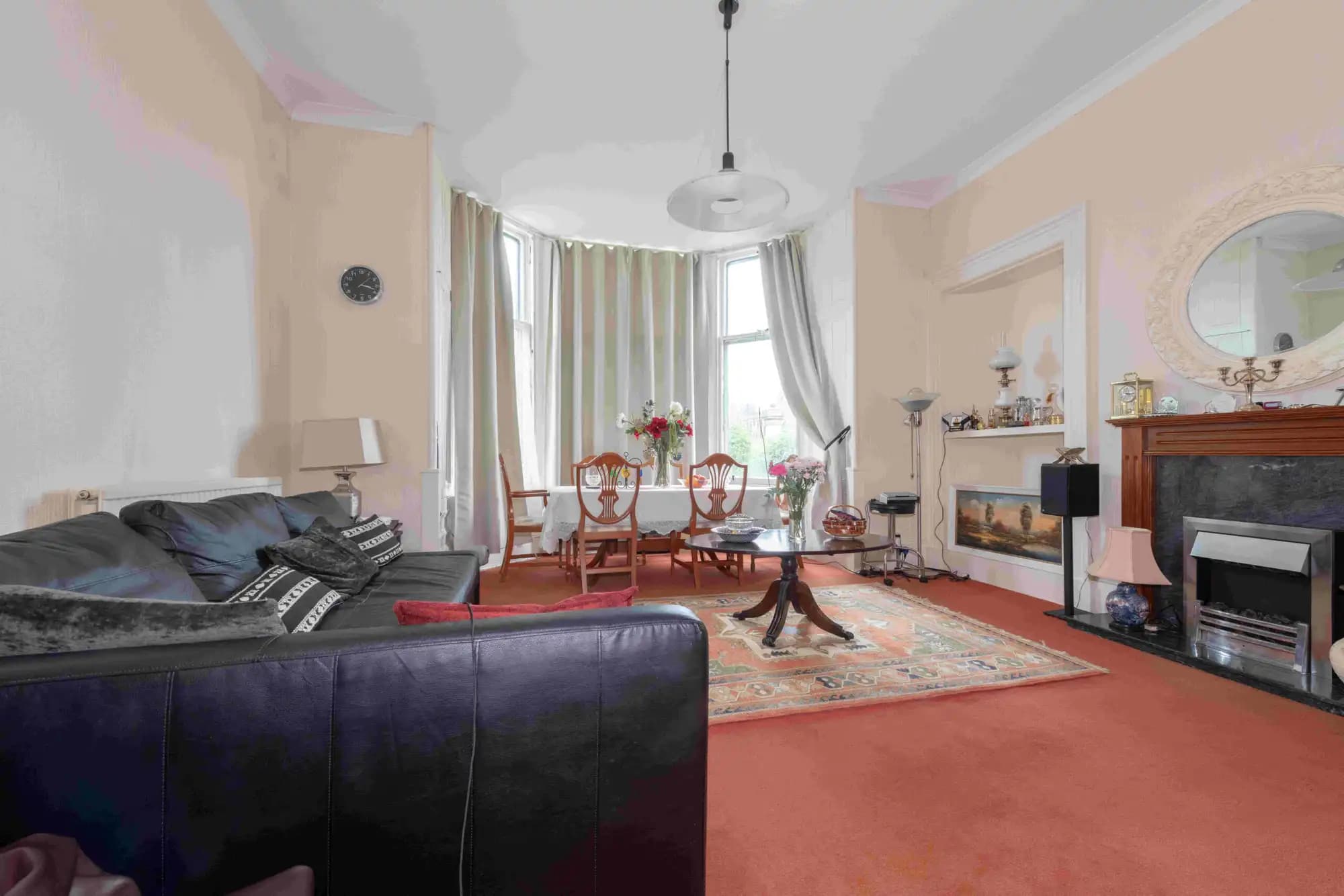 property photo 8 of 12