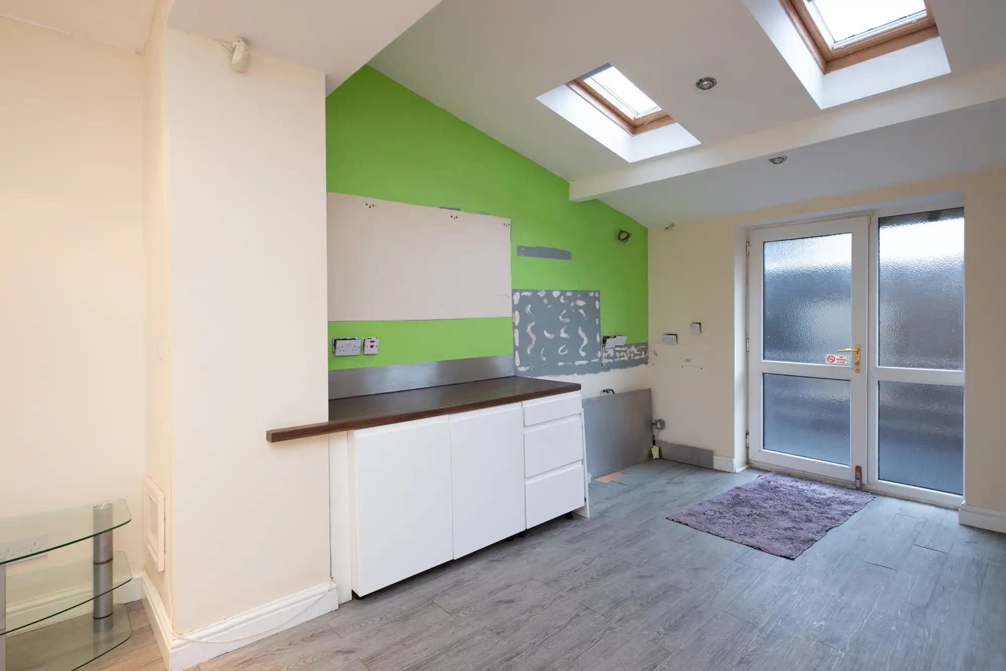property photo 11 of 42