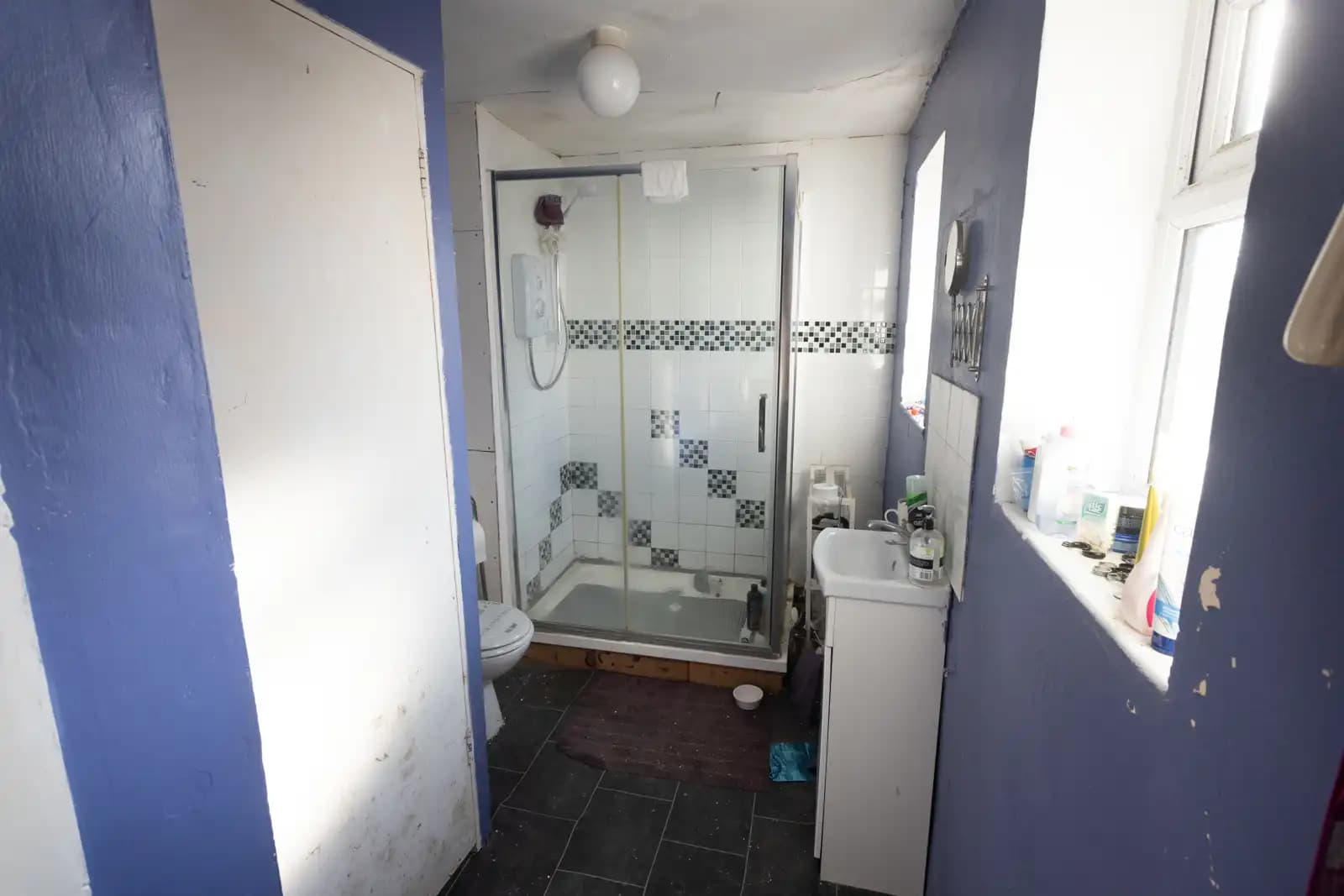 property photo 12 of 15
