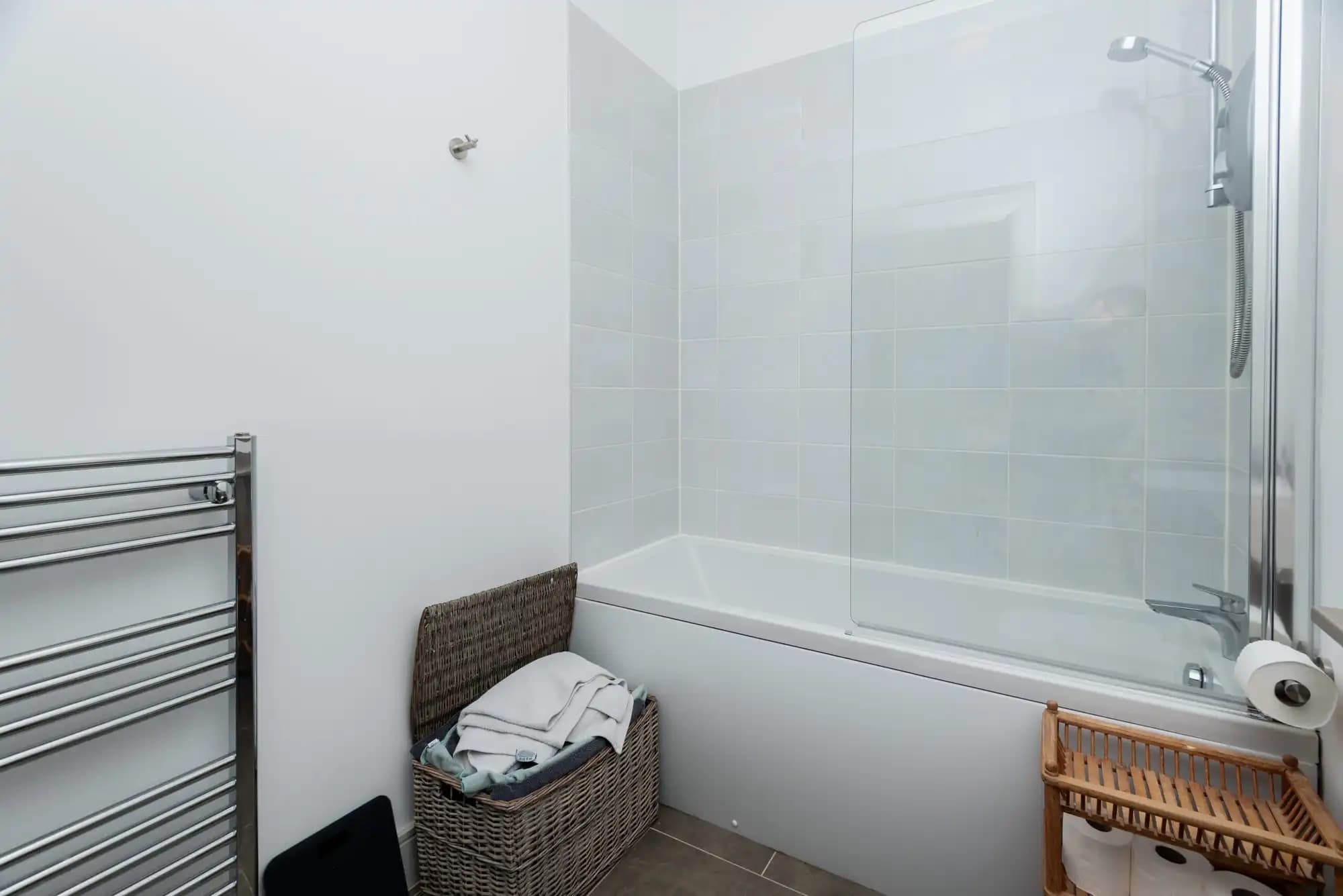property photo 6 of 21