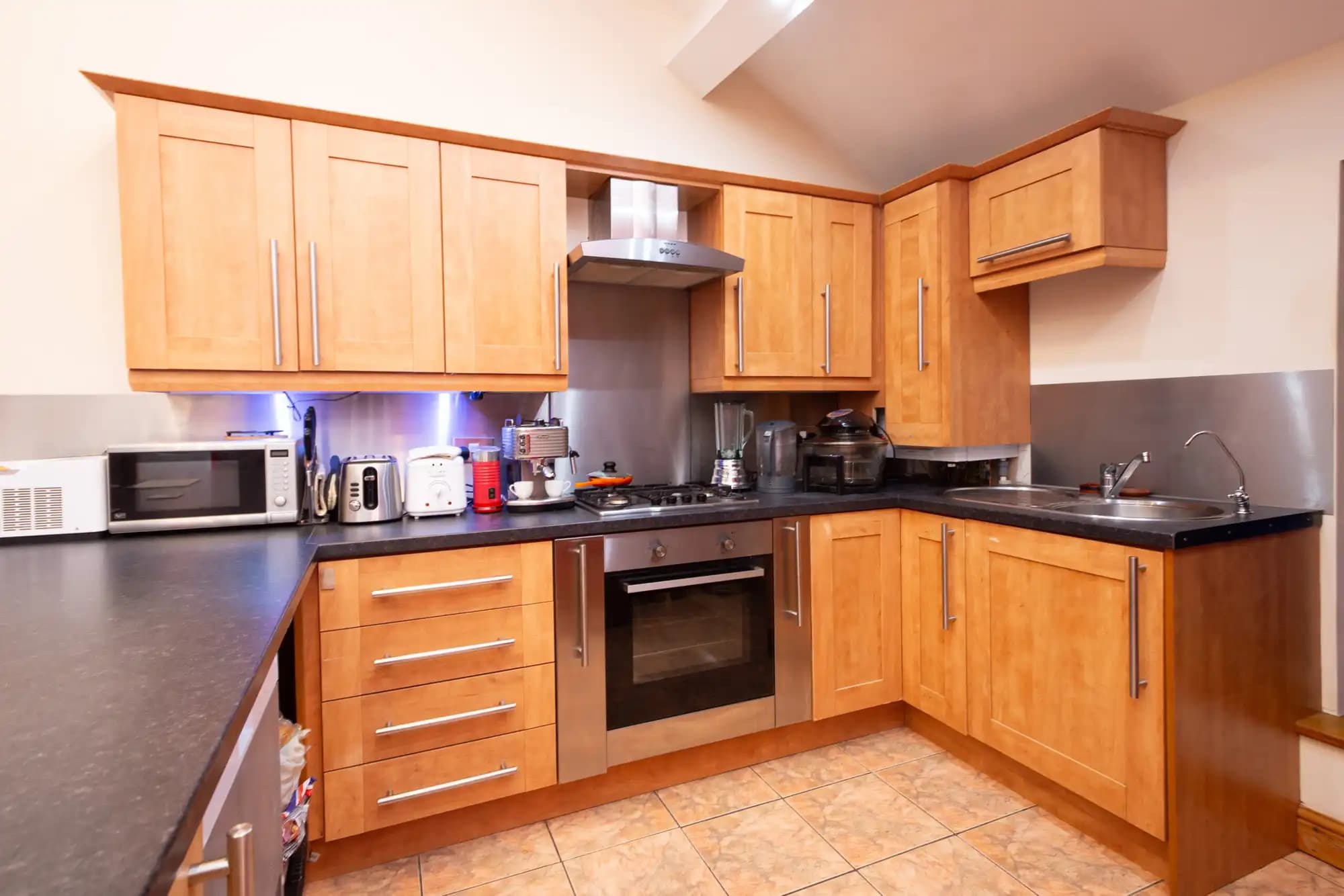 property photo 23 of 42
