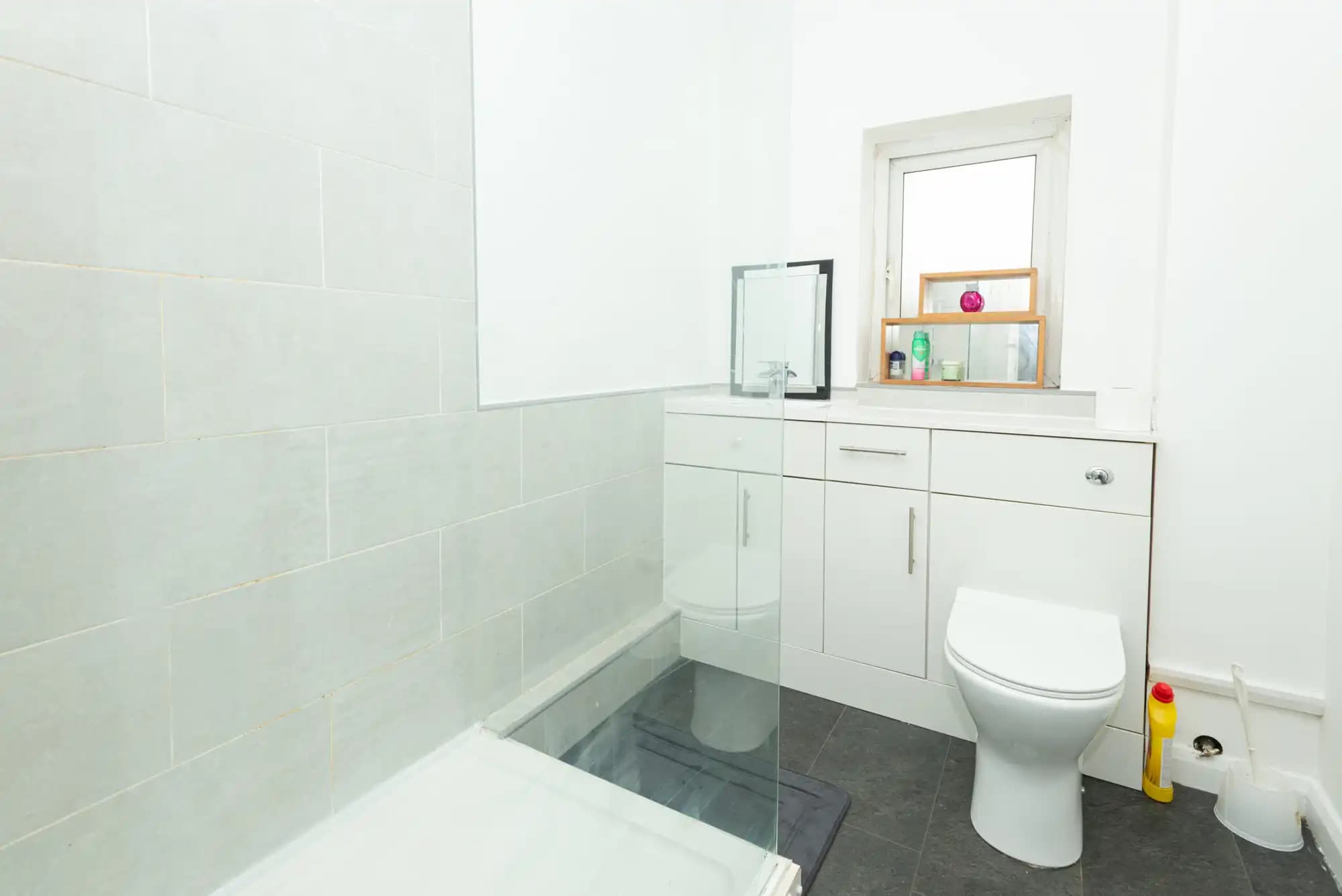property photo 13 of 23