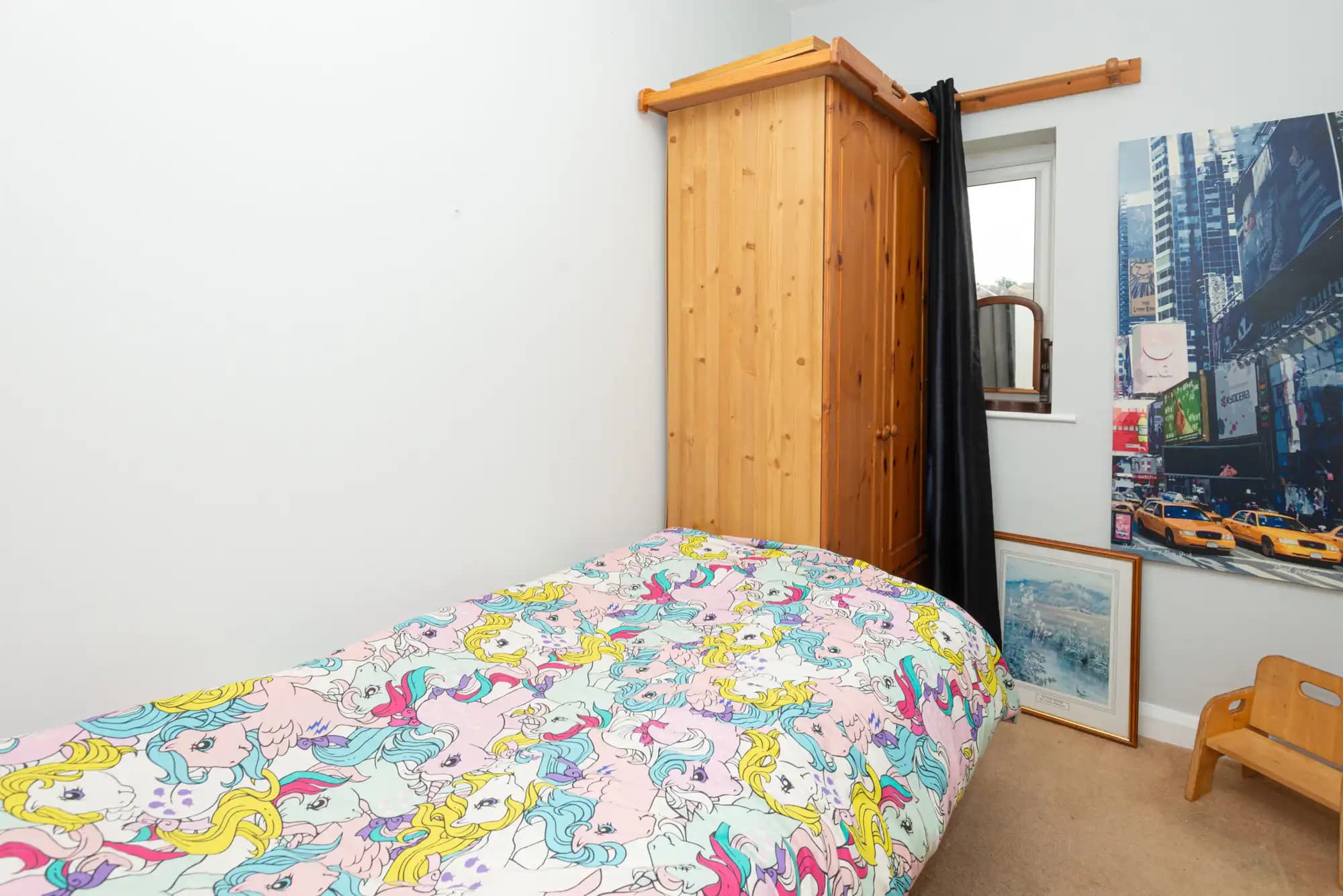 property photo 9 of 23
