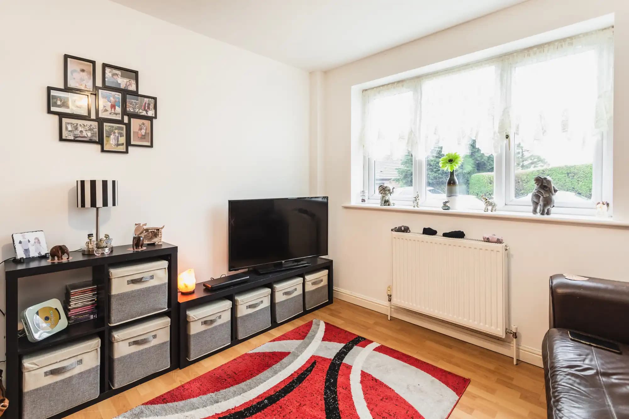 property photo 9 of 31