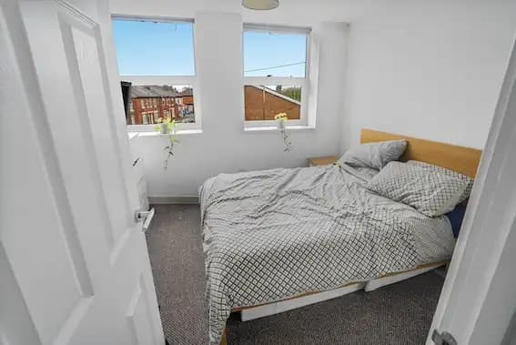 property photo 3 of 26