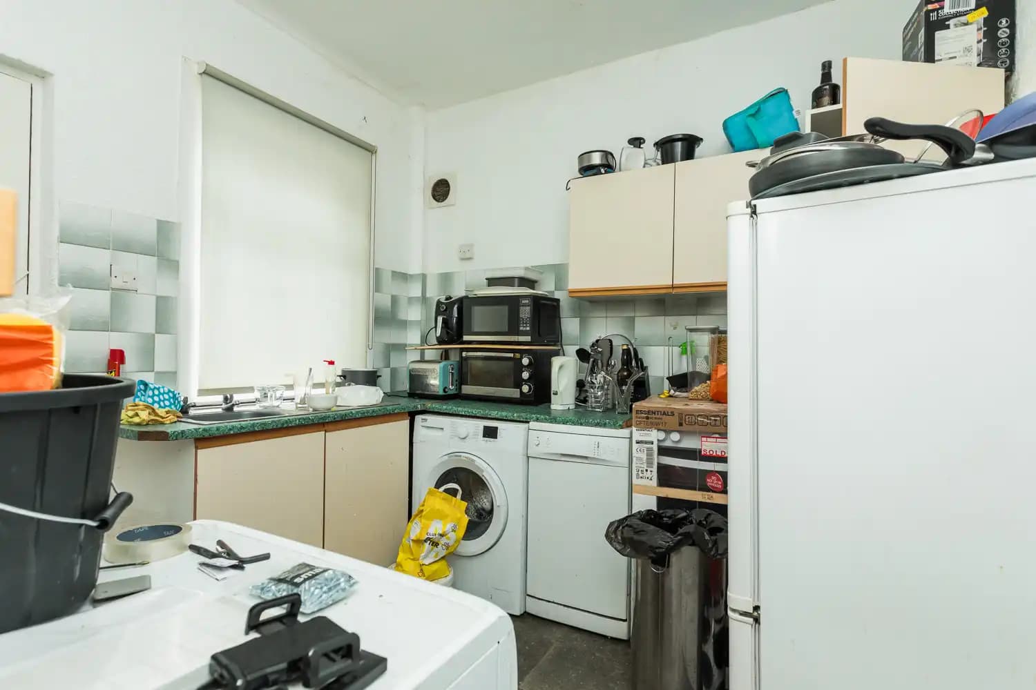 property photo 6 of 10