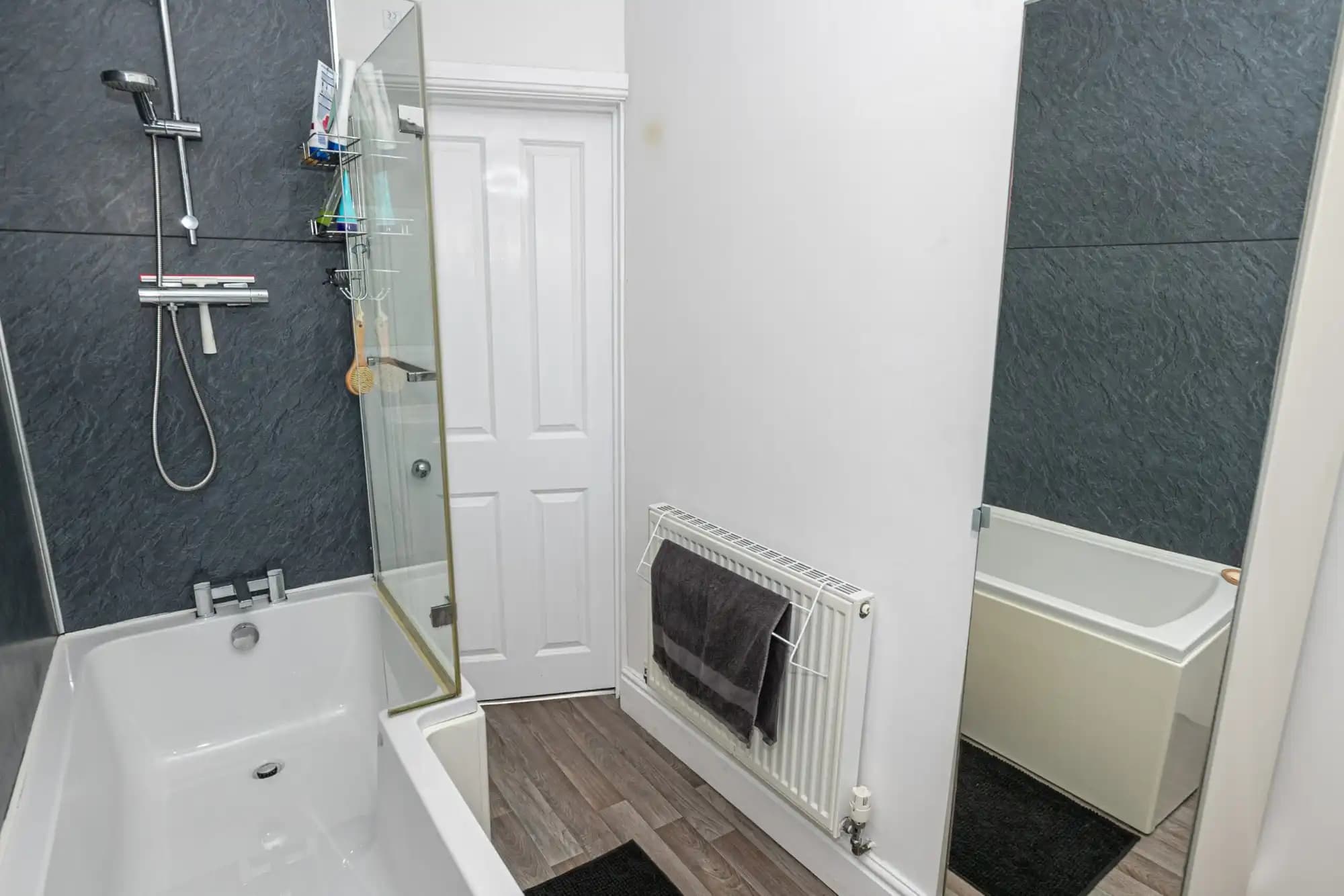 property photo 22 of 35