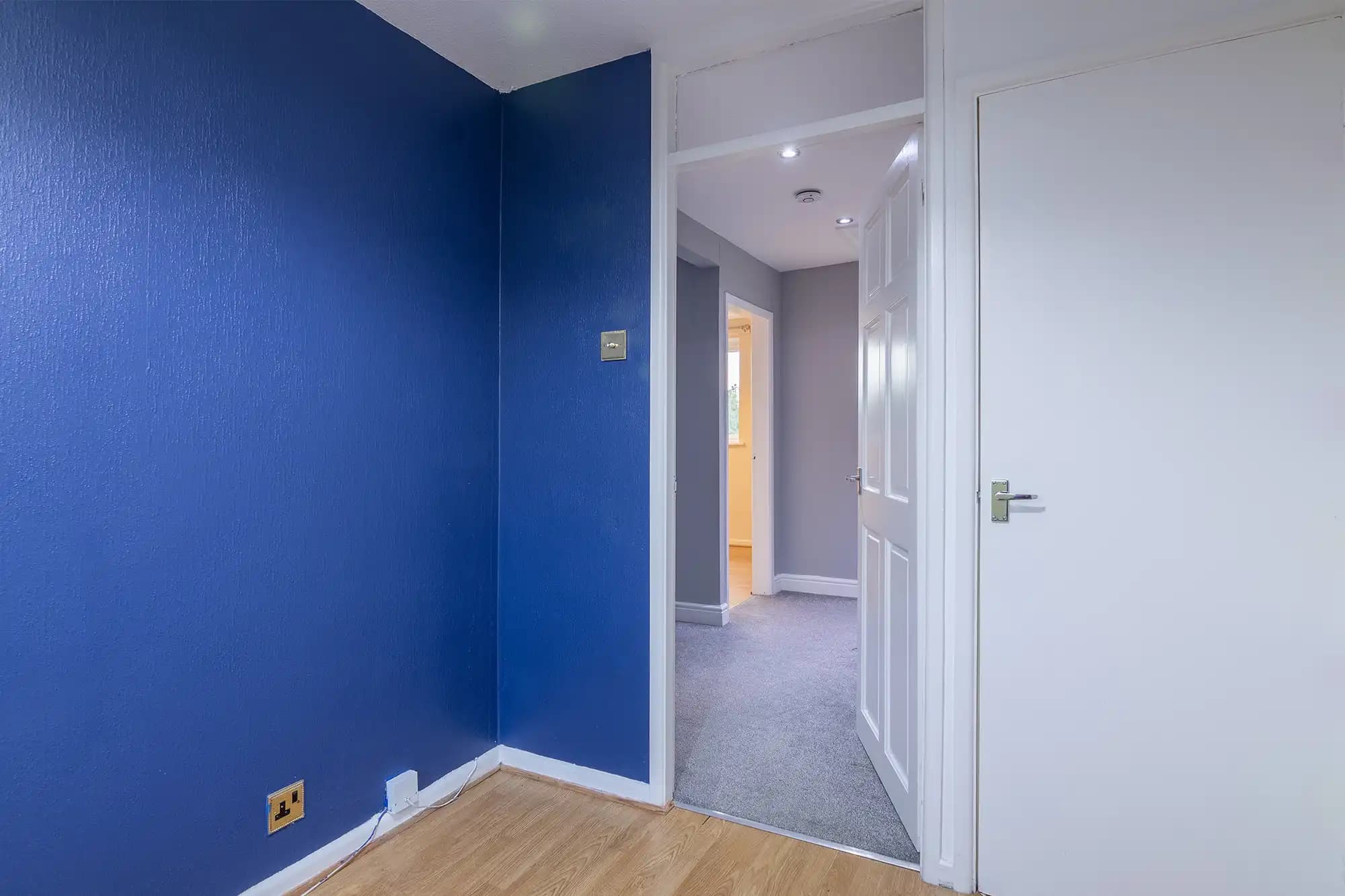 property photo 21 of 36