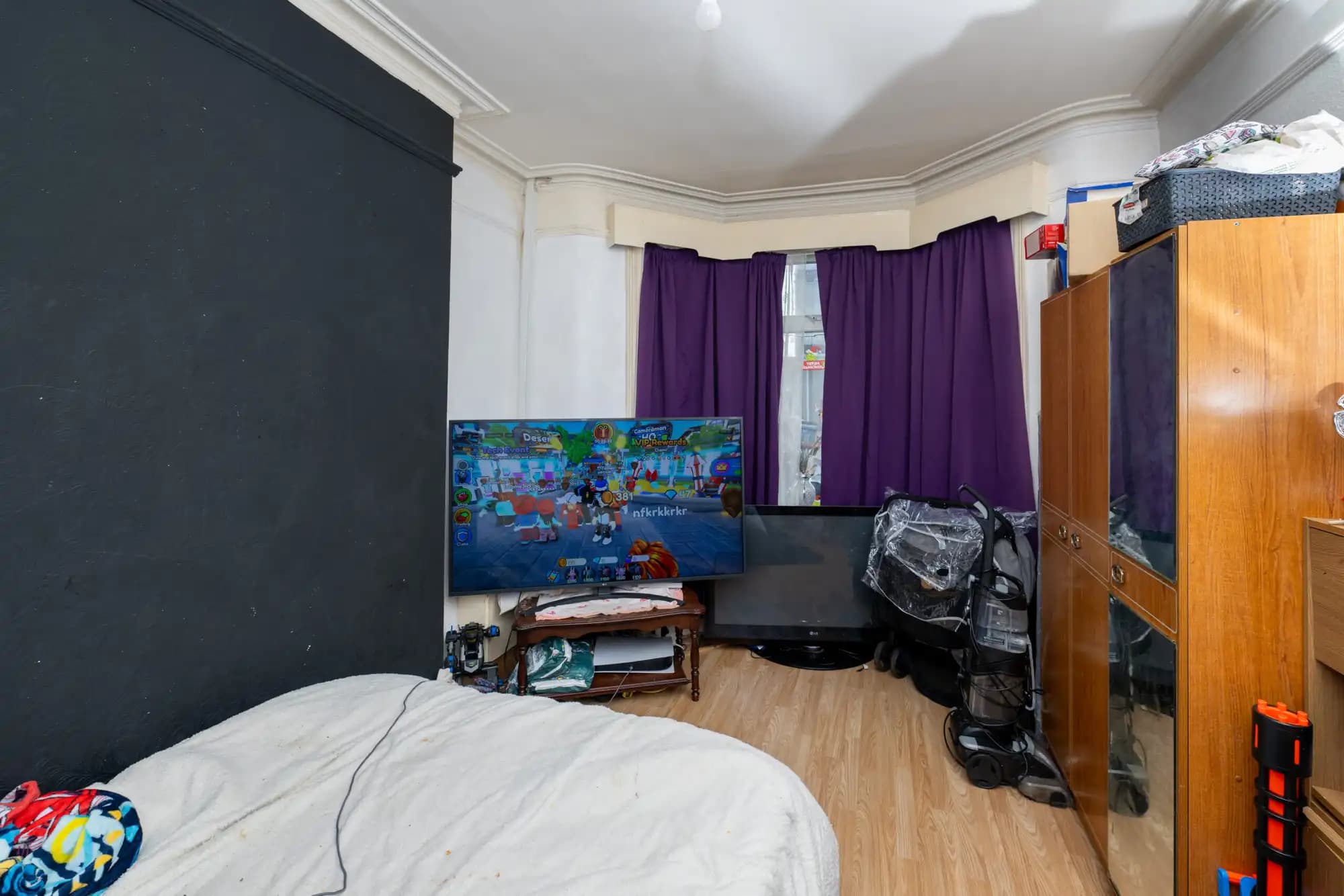 property photo 14 of 23