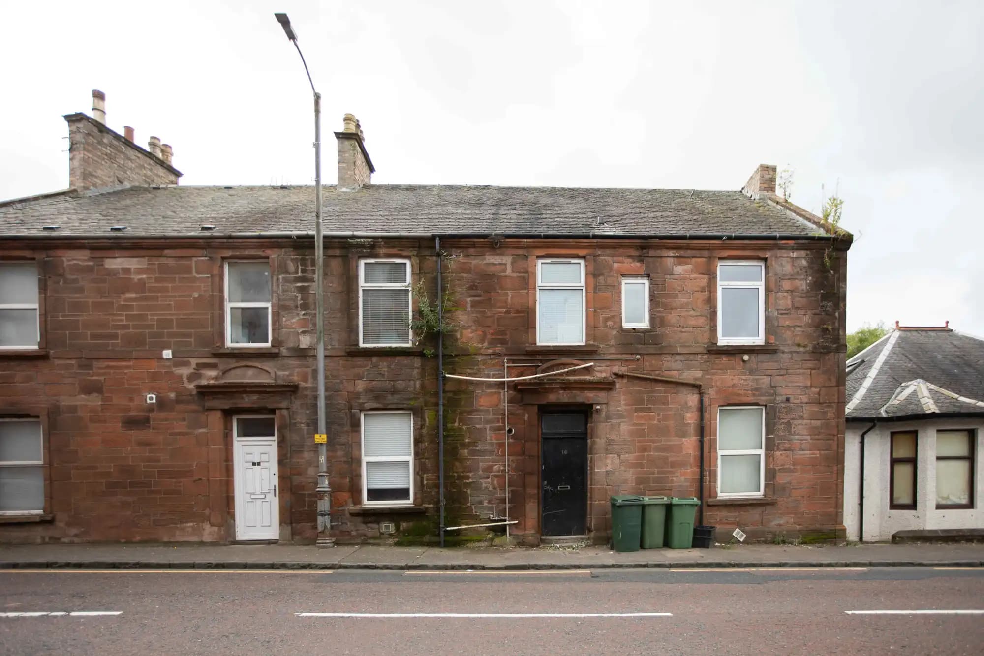 property photo 5 of 16