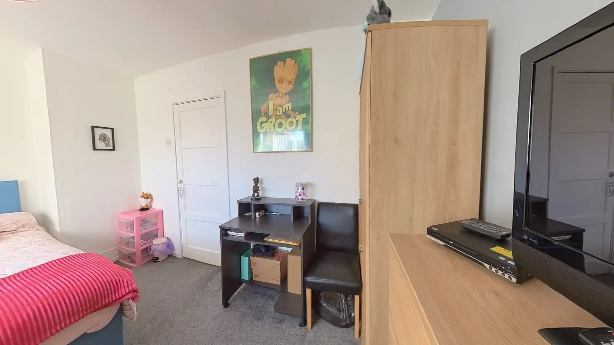 property photo 26 of 30