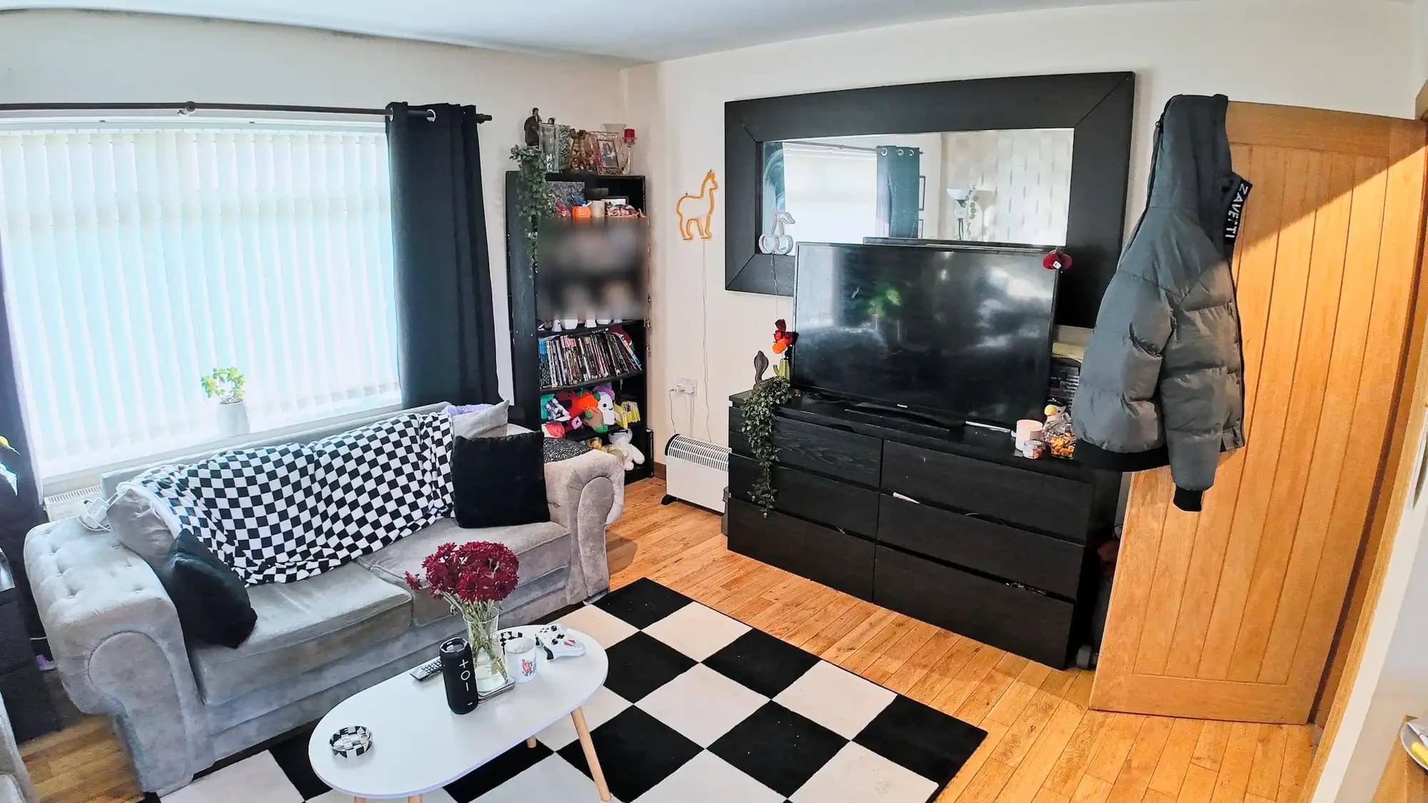 property photo 6 of 20