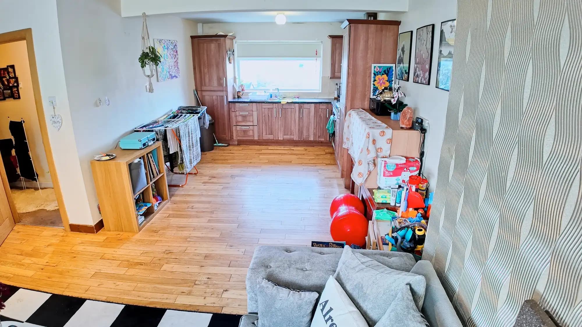 property photo 10 of 20