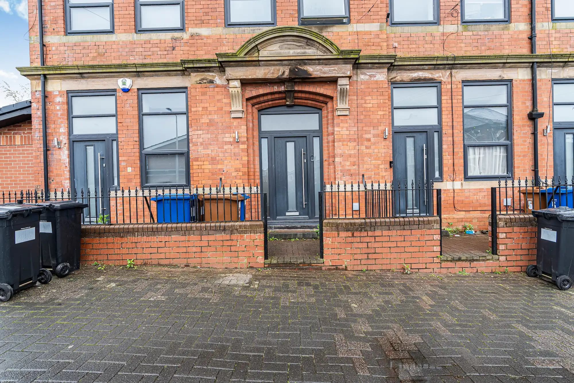 property photo 23 of 26