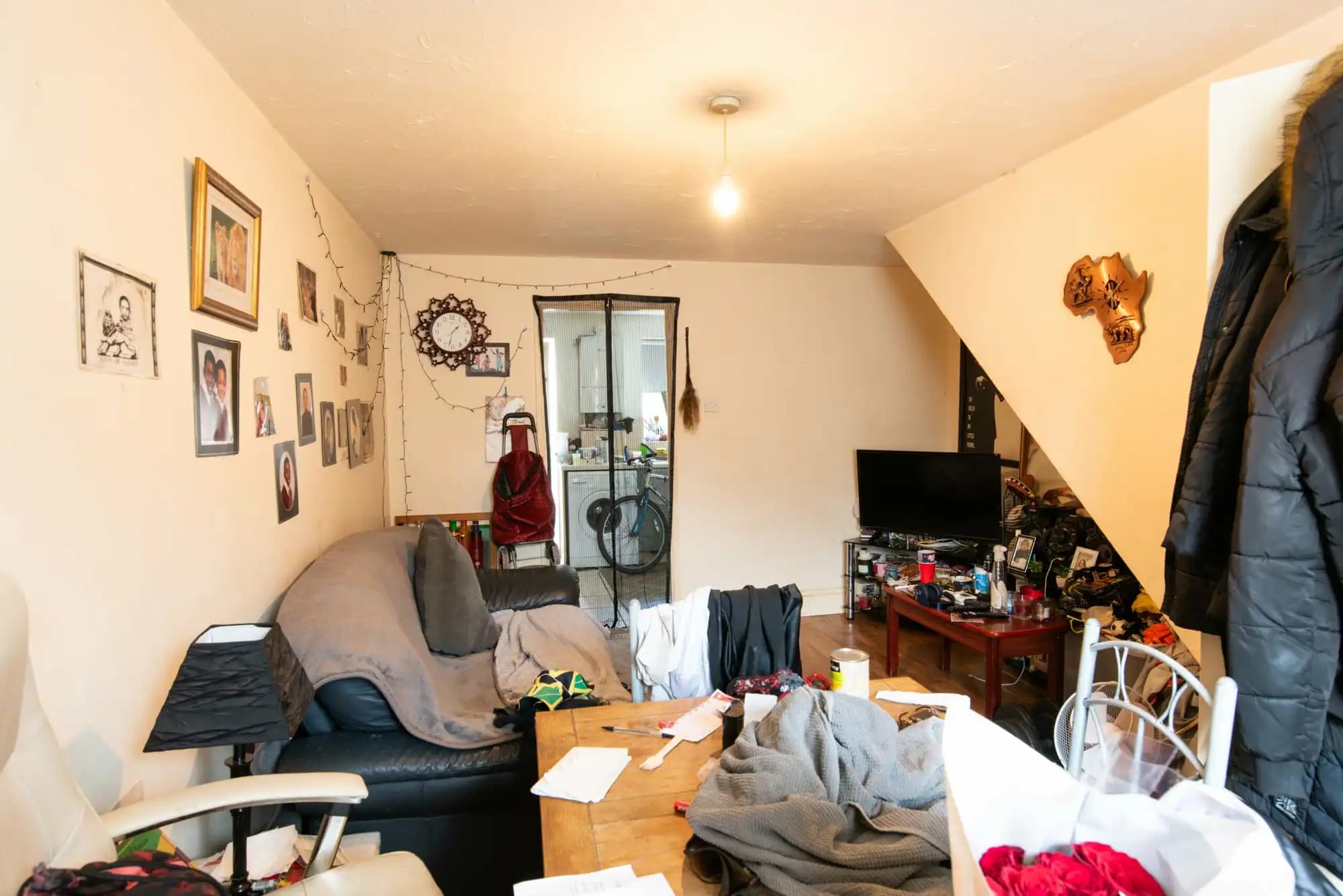 property photo 4 of 13