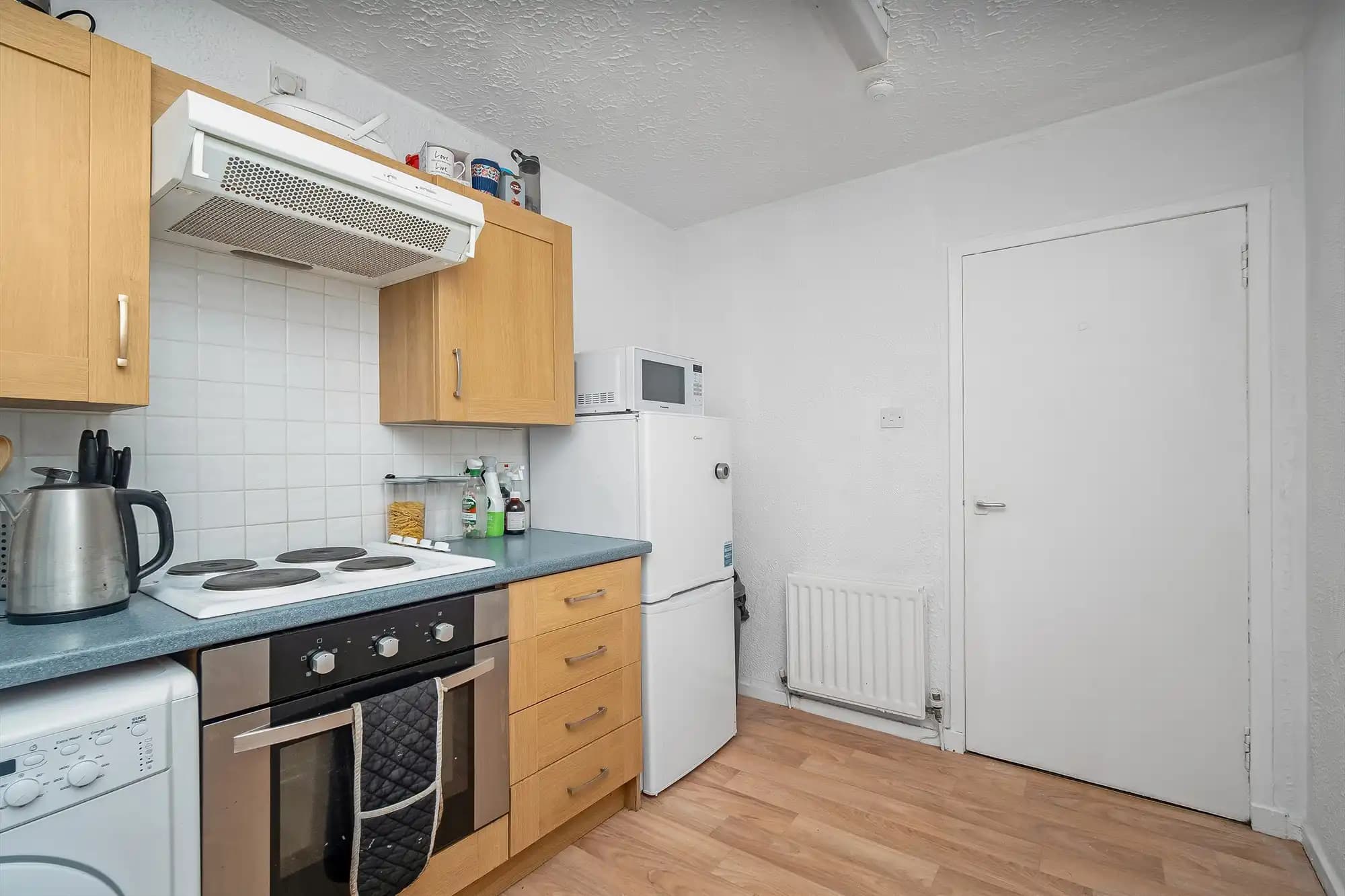 property photo 6 of 20