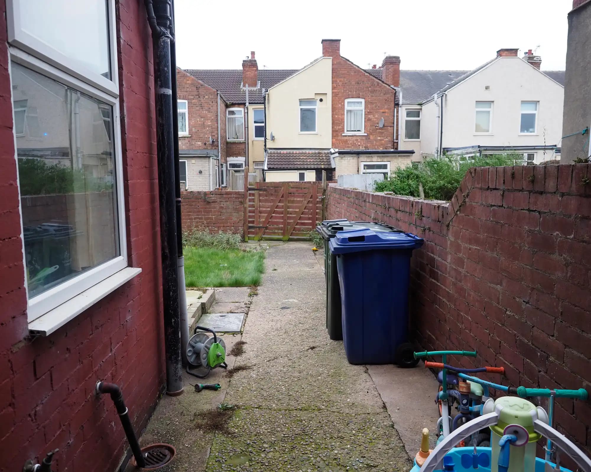 property photo 2 of 29