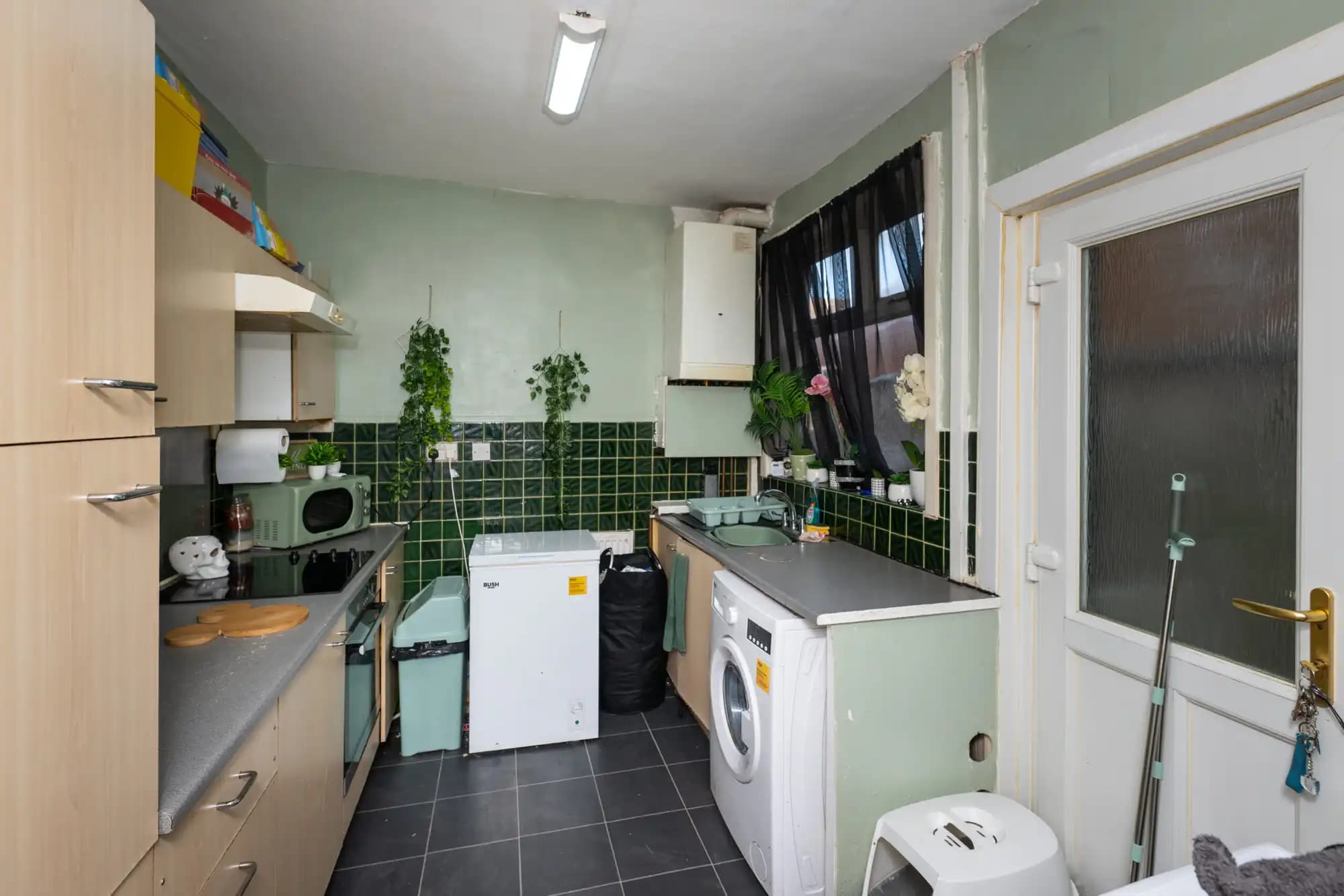 property photo 11 of 23