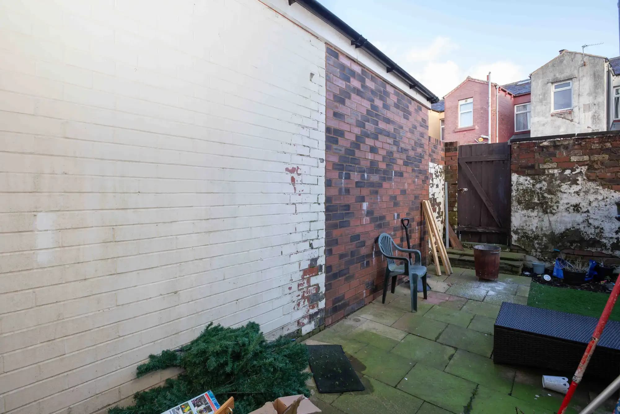property photo 16 of 17