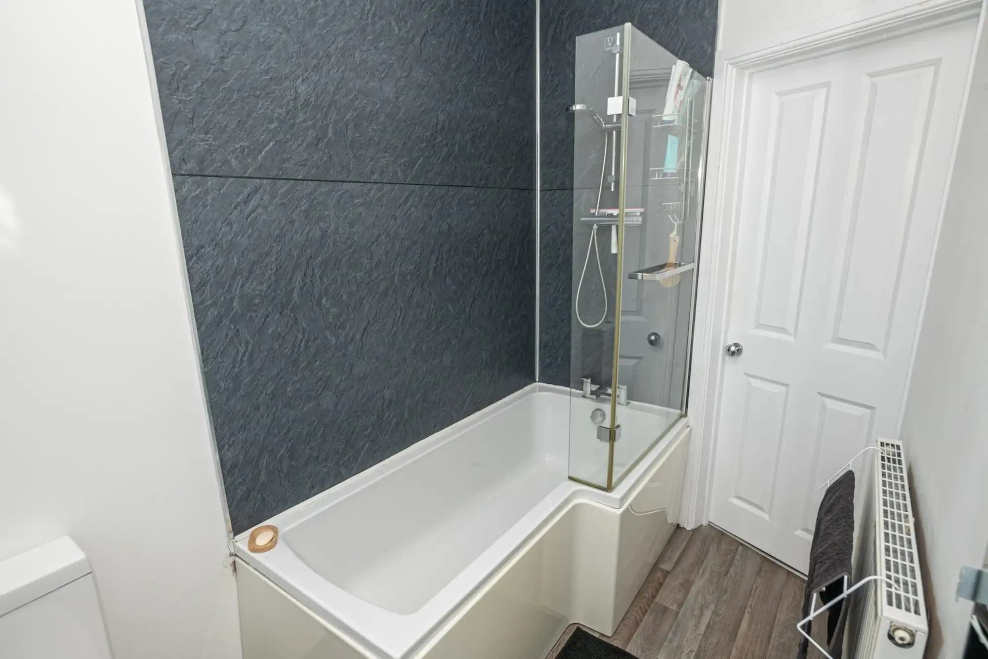 property photo 20 of 35