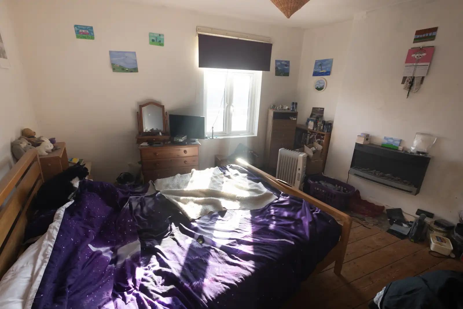 property photo 5 of 15