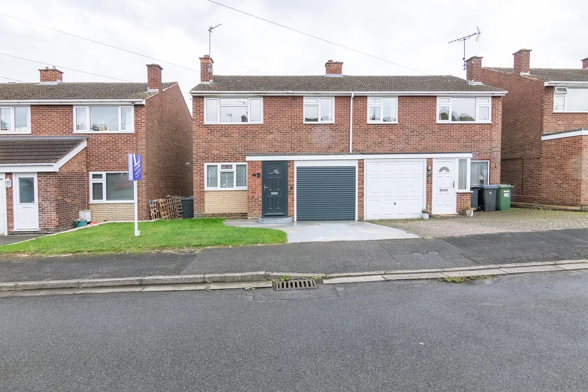 property photo 3 of 36