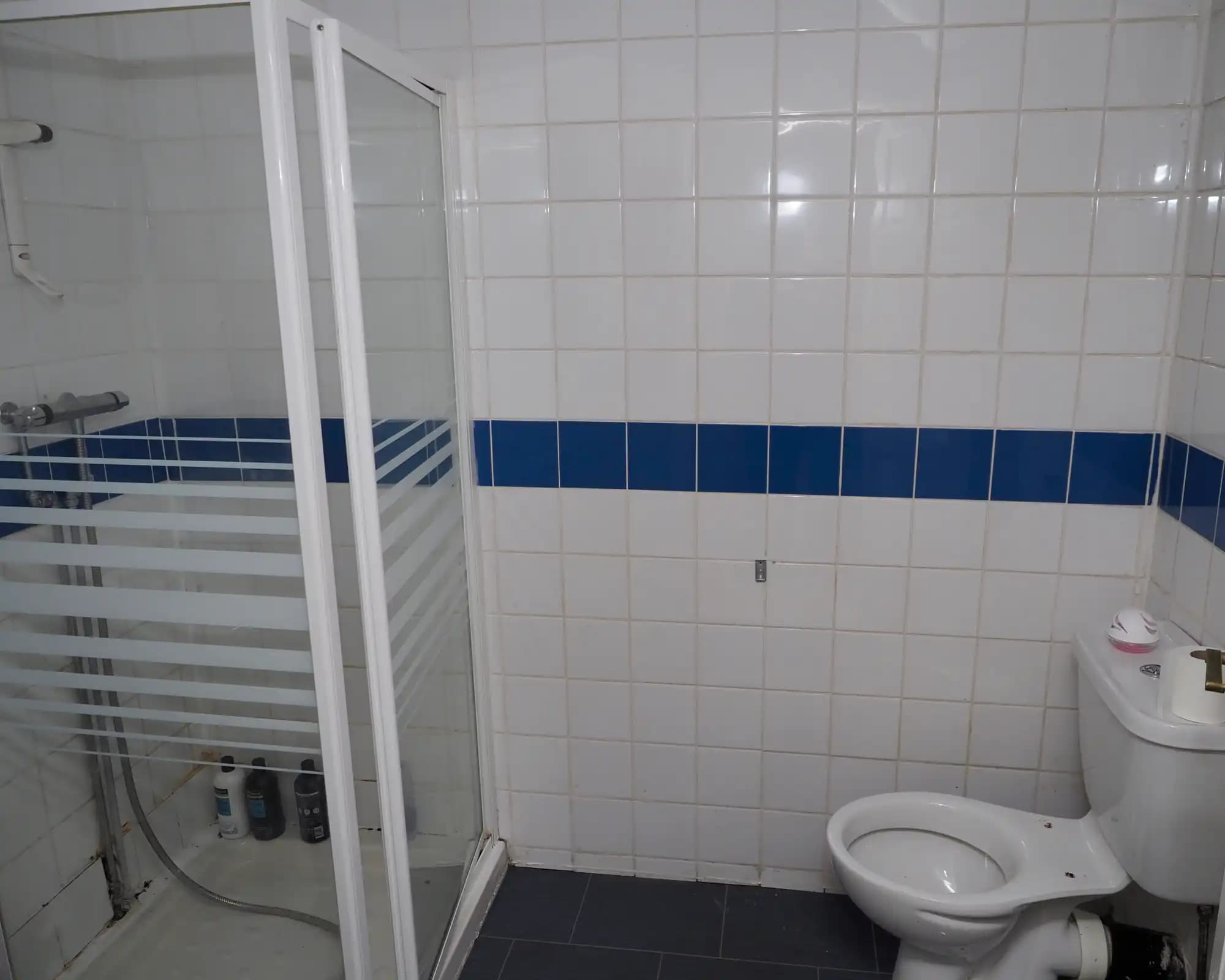 property photo 21 of 29