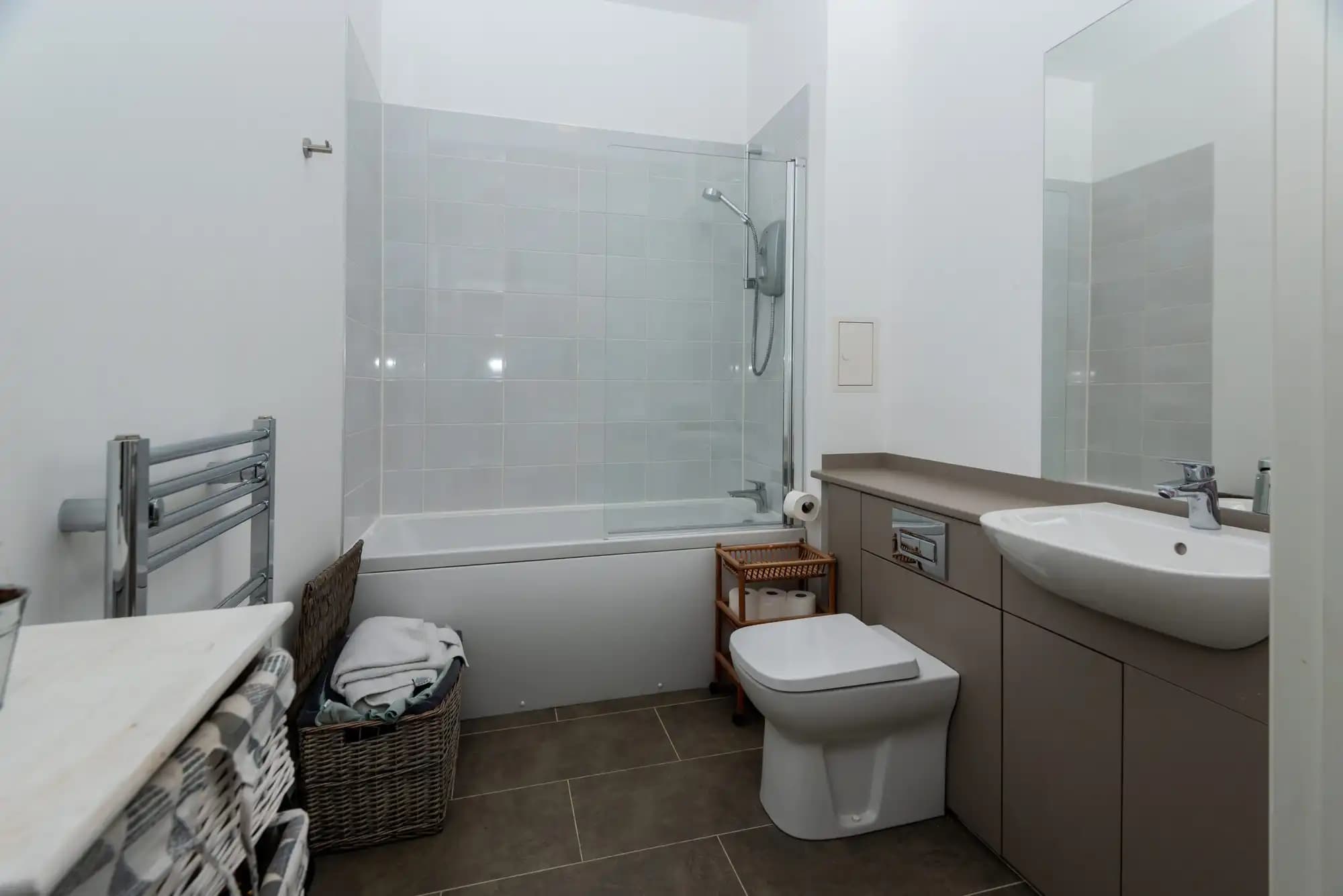 property photo 13 of 21