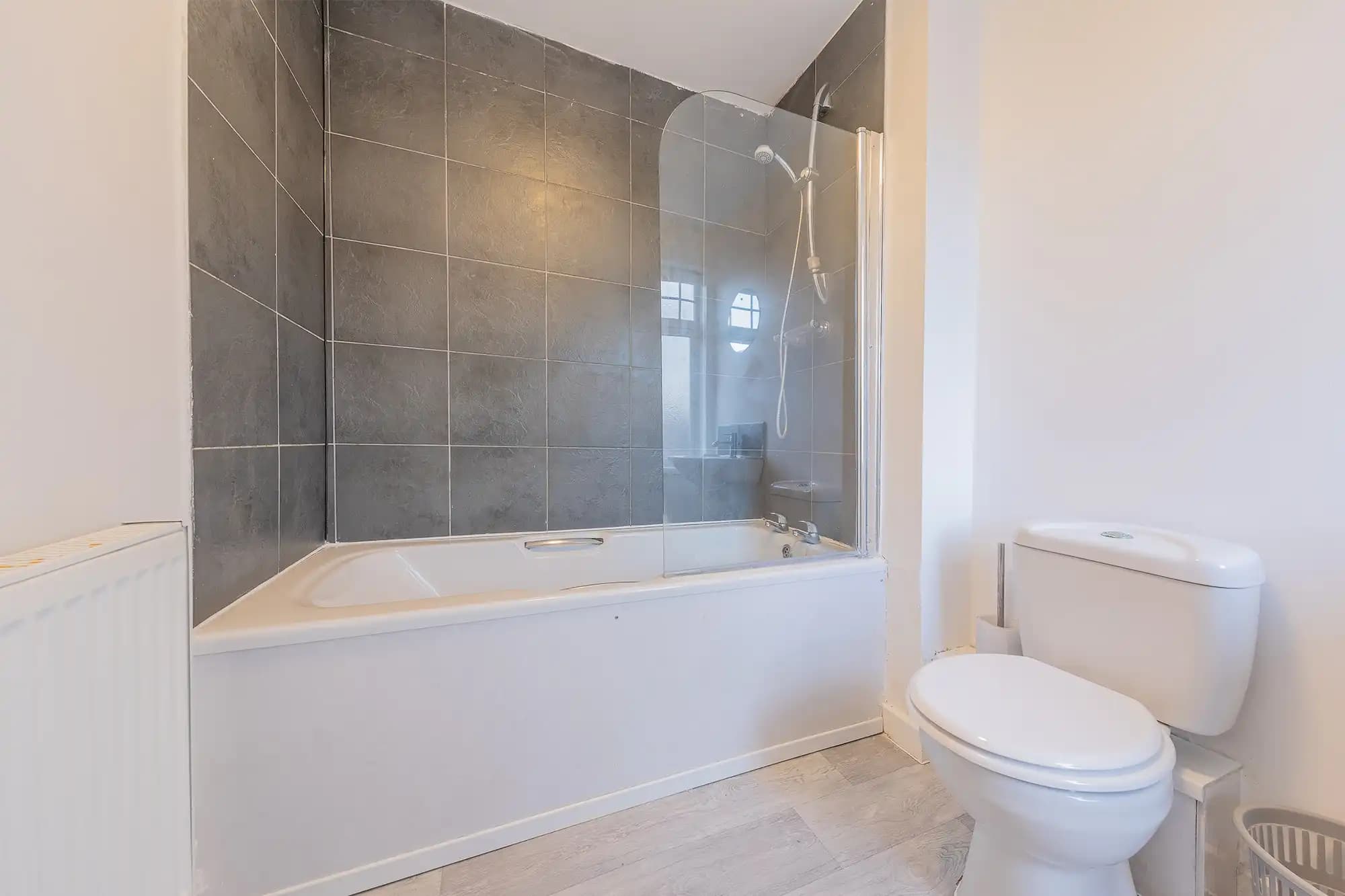 property photo 16 of 34