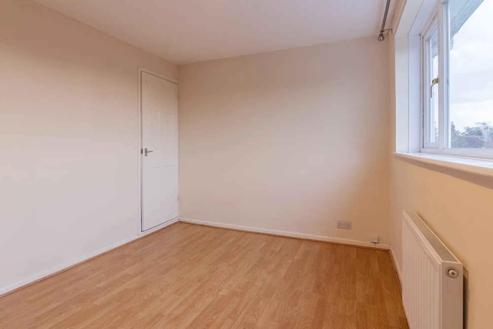 property photo 13 of 36