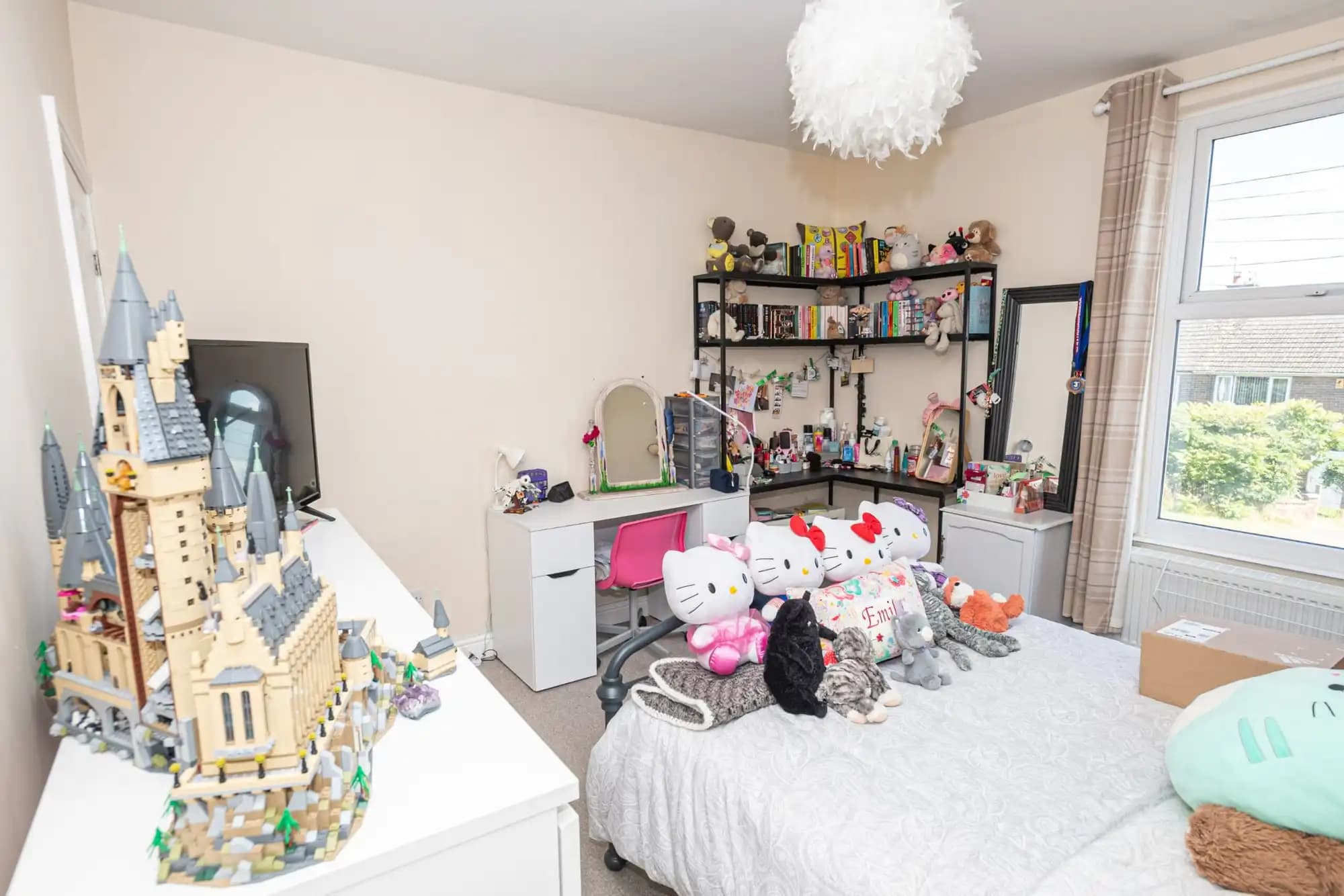 property photo 13 of 35