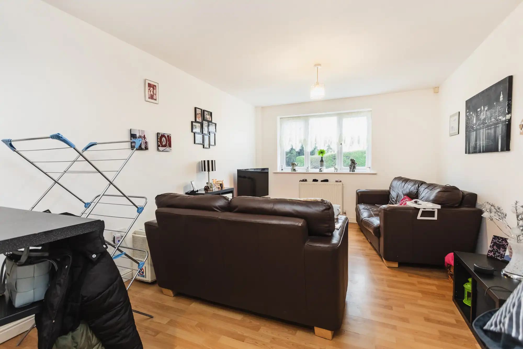 property photo 6 of 31
