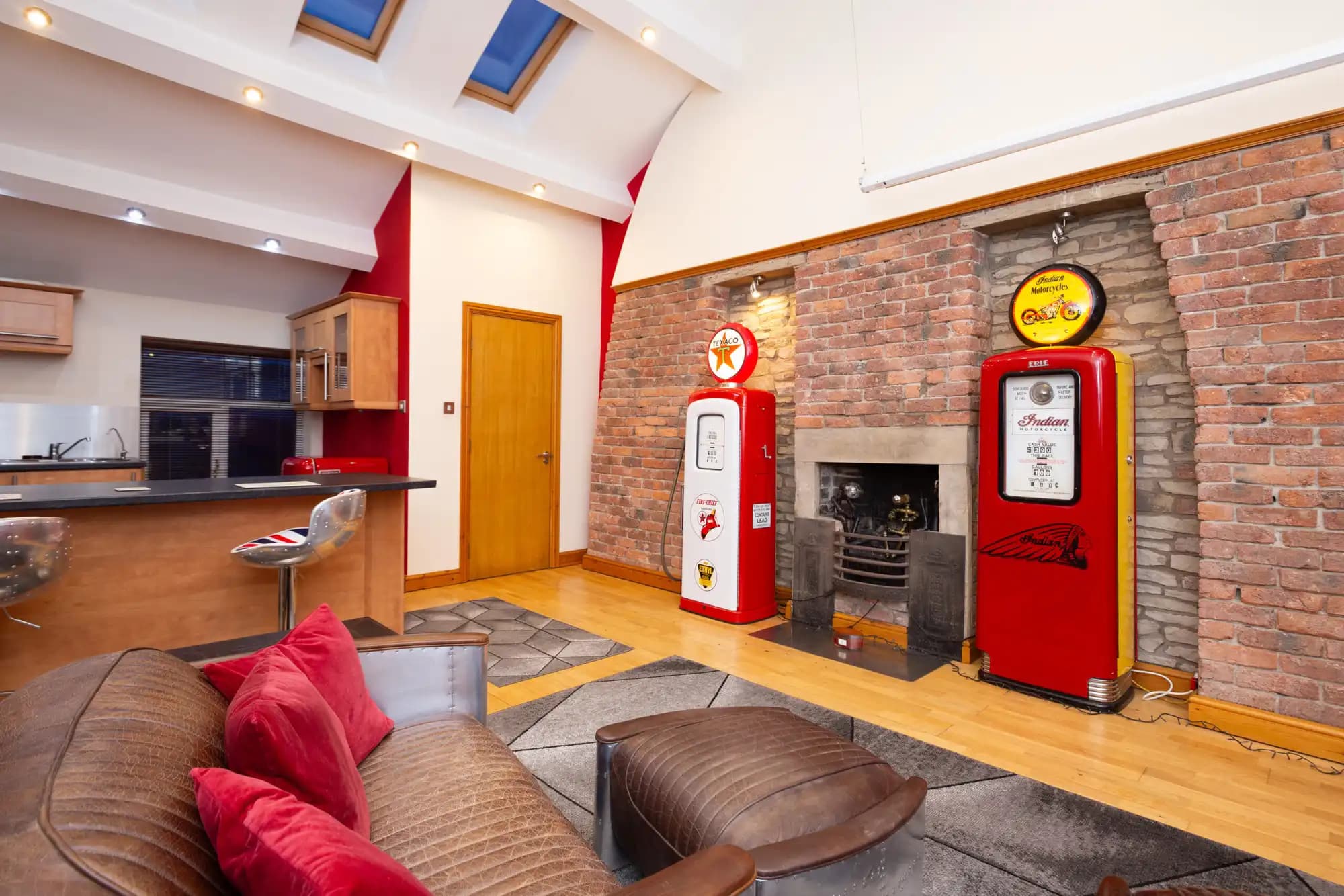 property photo 12 of 42