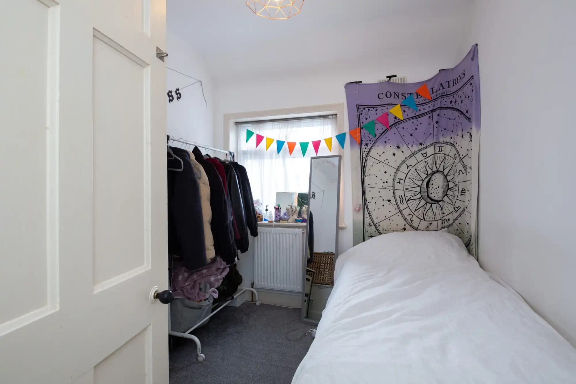 property photo 18 of 26