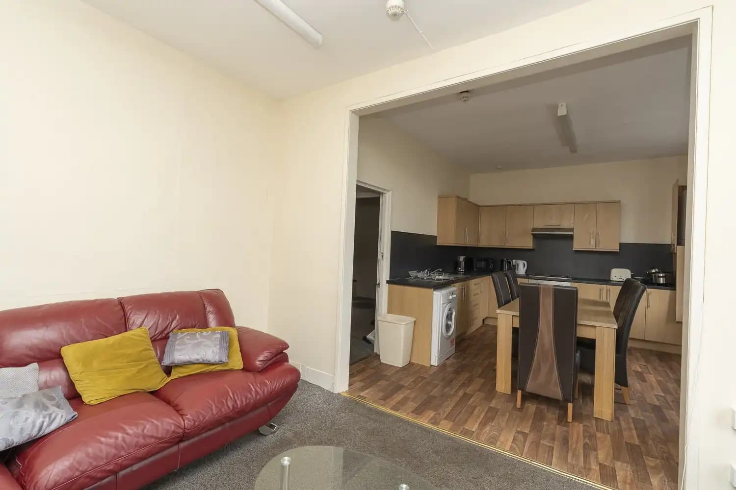 property photo 6 of 17