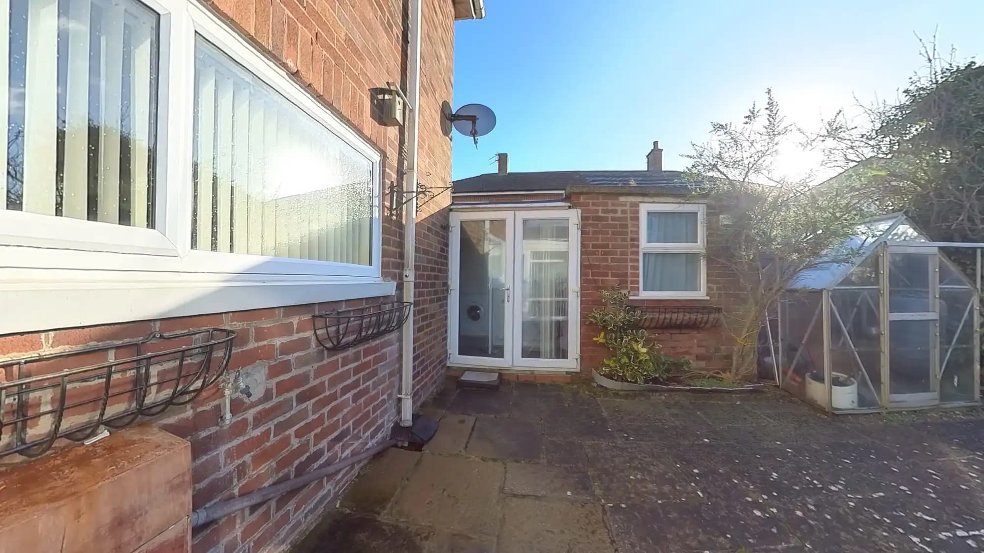 property photo 2 of 30