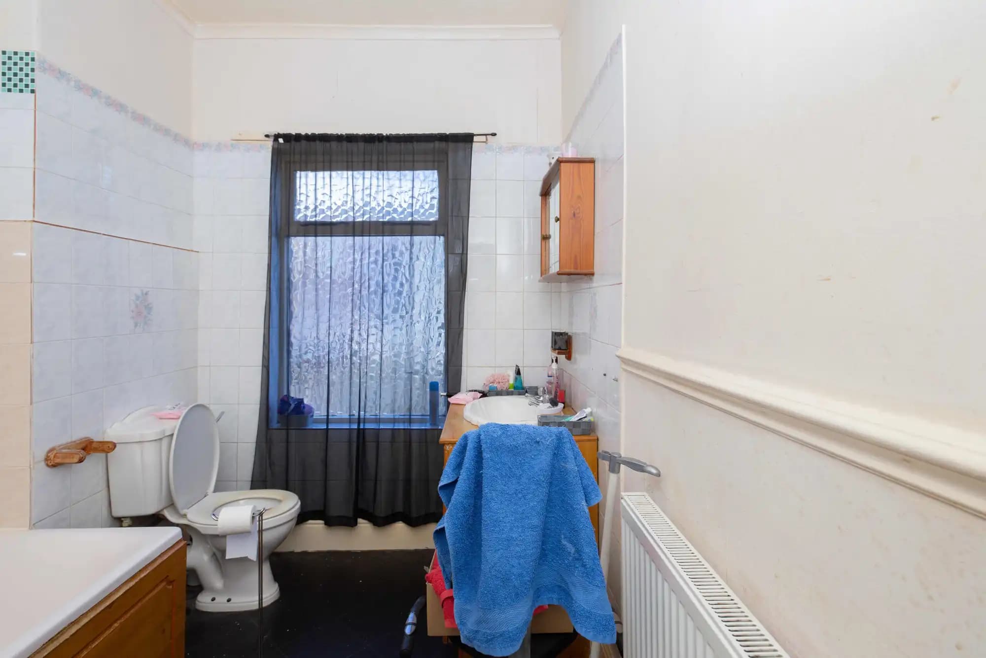 property photo 14 of 17